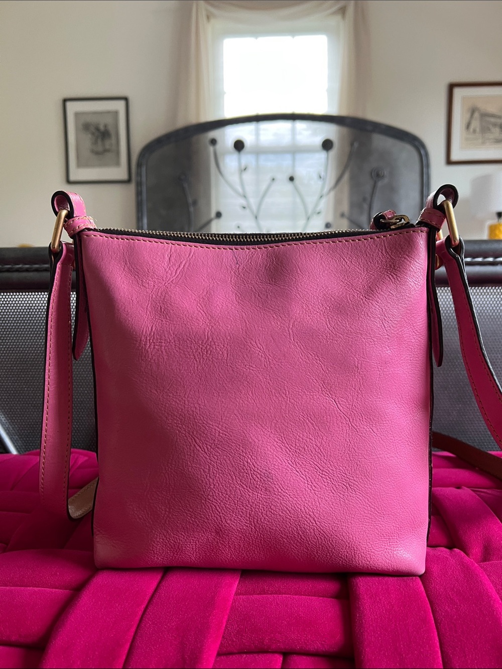Dooney & Bourke Florentine Leather Huntington Crossbody Bag - Picture 4 of 16